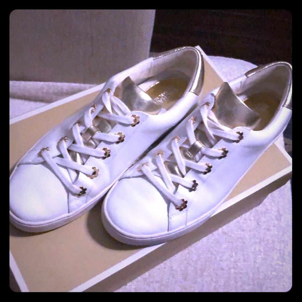 Michael Kors women sneakers Size 7